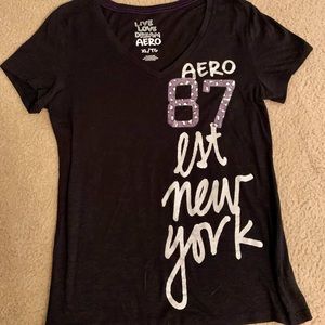 Aero women’s v-neck shirt